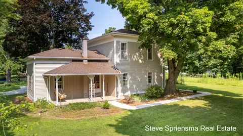 13713 Church St S, Coopersville, MI 49404