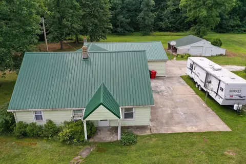 10841 Riverside Dr, White Pigeon, MI 49099