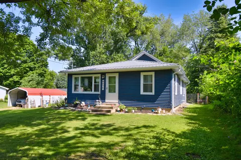 427 Meade Rd, Niles, MI 49120