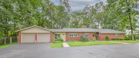 141 W Chicago Rd, Coldwater, MI 49036