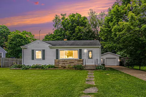 133 Third St, Concord, MI 49237 photo 2