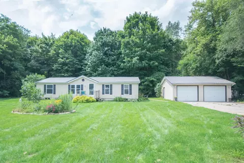 5758 Pokagon Rd, Berrien Springs, MI 49103