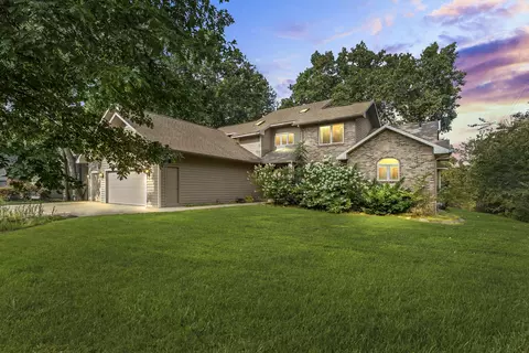 7936 Deerpath Rd, Kalamazoo, MI 49009