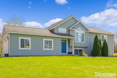1596 121st Ave, Hopkins, MI 49328