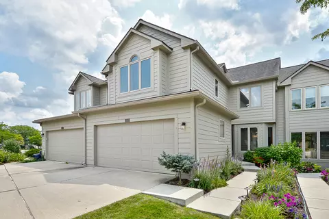 2069 Bancroft Dr, Ann Arbor, MI 48108