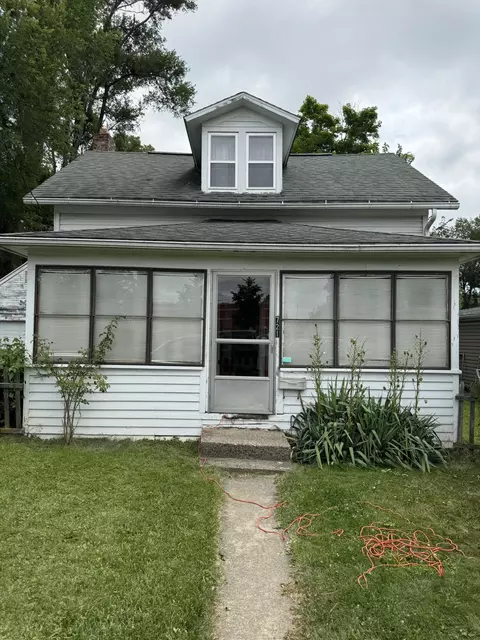 721 Caton Ave, Adrian, MI 49221