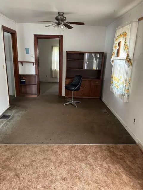 721 Caton Ave, Adrian, MI 49221 photo 9
