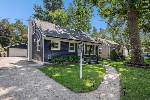 3066 Cheney Ave NE, Grand Rapids, MI 49505