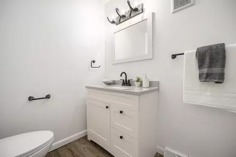 414 E Broadway St, Three Rivers, MI 49093 photo 11