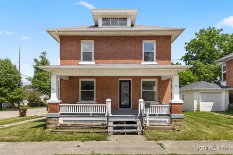 212 W Walker St, Saint Johns, MI 48879