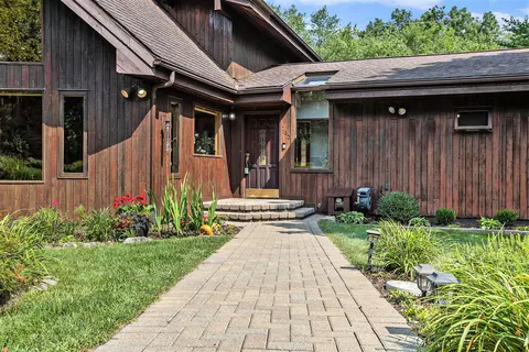 783 Rose Dr, Ann Arbor, MI 48103 photo 4