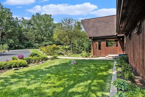 783 Rose Dr, Ann Arbor, MI 48103 photo 38