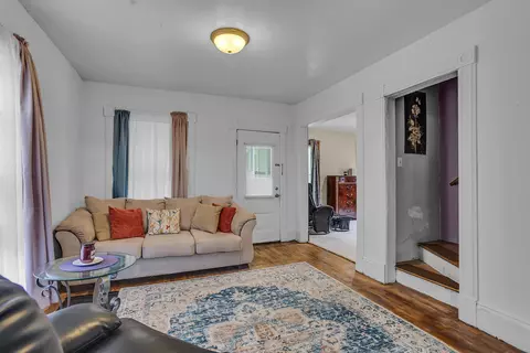 316 Fourth, Jackson, MI 49201 photo 4