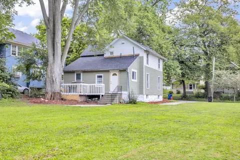 316 Fourth, Jackson, MI 49201 photo 2