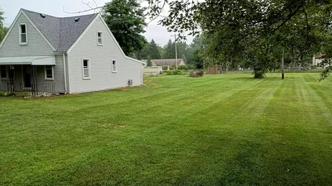 Exterior - 39495 Willis Rd, Belleville, MI 48111 photo 11 of 36