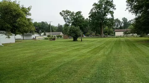 Exterior - 39495 Willis Rd, Belleville, MI 48111 photo 24 of 36