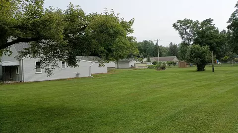 Exterior - 39495 Willis Rd, Belleville, MI 48111 photo 34 of 36