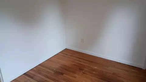 Bedroom - 39495 Willis Rd, Belleville, MI 48111 photo 2 of 14