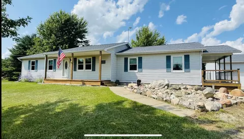 6680 W Lowe Rd, Saint Johns, MI 48879