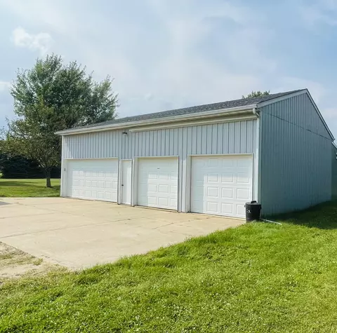6680 W Lowe Rd, Saint Johns, MI 48879 photo 3