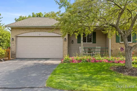 64 Grand Village Ct SW #1, Grandville, MI 49418