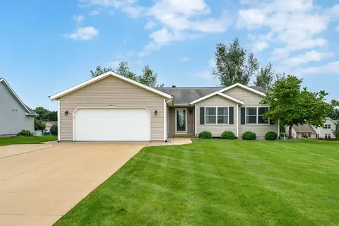 6890 Ringling Ave, Kalamazoo, MI 49048