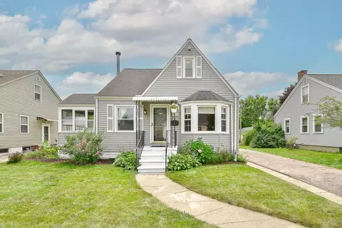 326 Smith Ave, Milan, MI 48160