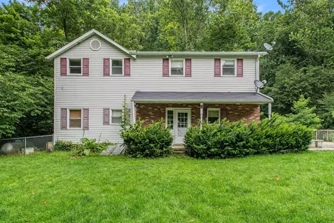 11933 S Lake Chapin Rd, Berrien Springs, MI 49103
