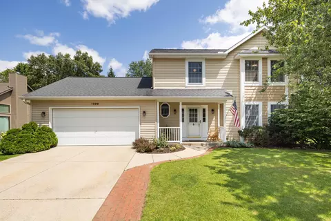 7099 Sandpiper St, Portage, MI 49024