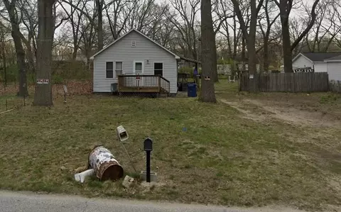 2972 Madison St, Norton Shores, MI 49444