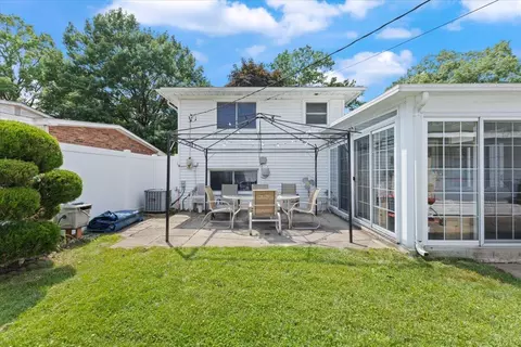 9341 Elm St, Taylor, MI 48180 photo 18