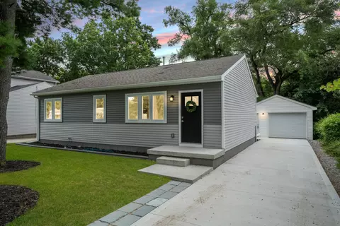 5812 Morley St, Westland, MI 48185