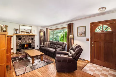 120 Keddle Rd, Howell, MI 48843 photo 3