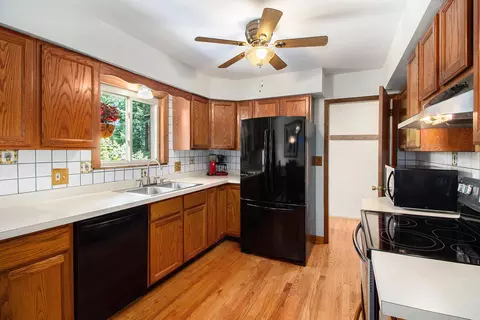 120 Keddle Rd, Howell, MI 48843 photo 10