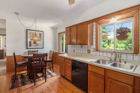 120 Keddle Rd, Howell, MI 48843 photo 9
