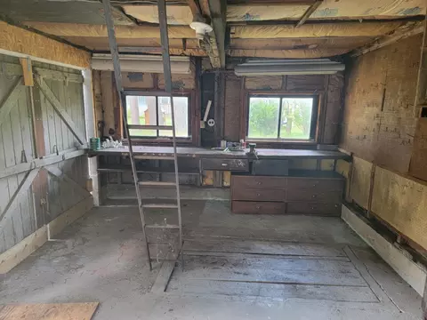 6832 E Maple St, Newaygo, MI 49337 photo 29
