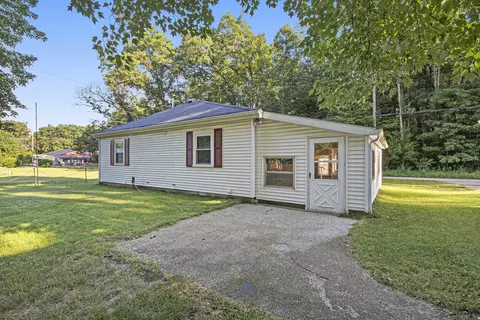 6832 E Maple St, Newaygo, MI 49337 photo 22