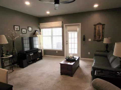 1948 Coventry, Jackson, MI 49201 photo 3