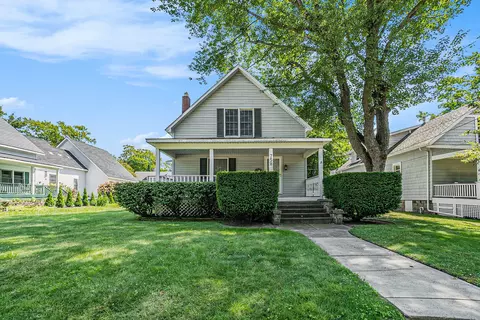 758 Huron St, South Haven, MI 49090