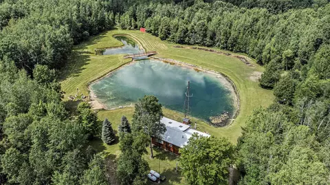 20501 45th Ave, Barryton, MI 49305