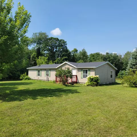 6519 N Hillman Rd, Six Lakes, MI 48886