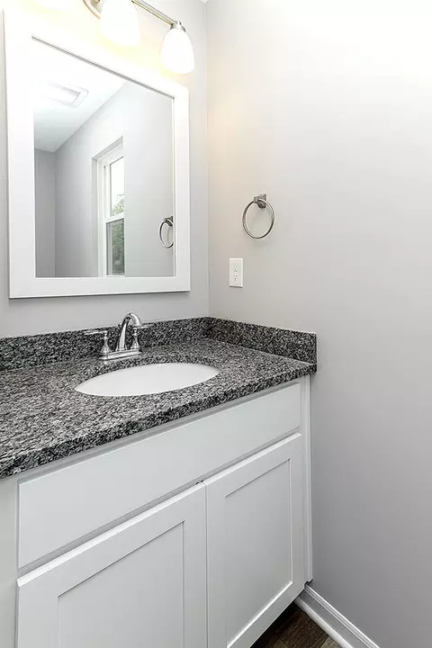 1106 Eugene Ave, Jackson, MI 49203 photo 9