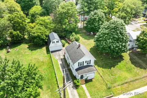 612 N Jefferson St, Ionia, MI 48846