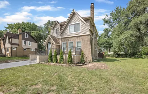 3951 3 Mile Dr, Detroit, MI 48224