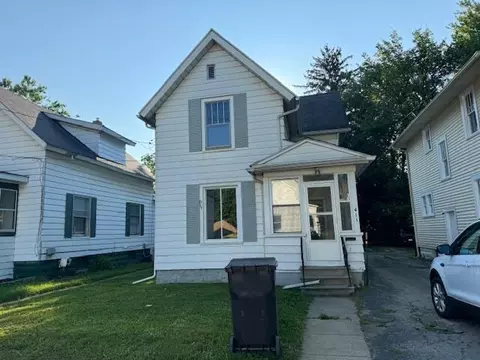 411 Seymour Ave, Jackson, MI 49202