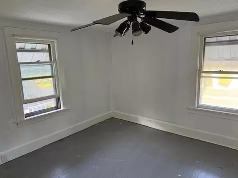 619 Chester St, Jackson, MI 49203 photo 20