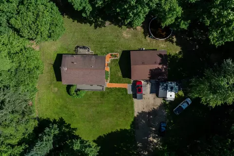 11753 W Deer Trl, Riverdale, MI 48877
