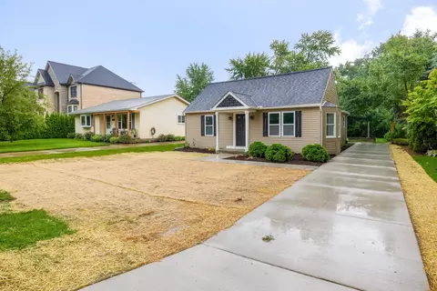 9440 Northern Ave, Plymouth, MI 48170