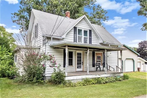 243 E Pine St, Elsie, MI 48831 photo 2