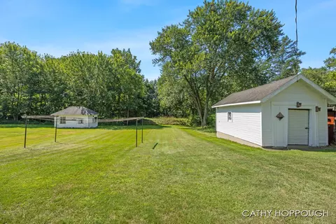 737 E Main St, Ionia, MI 48846 photo 18
